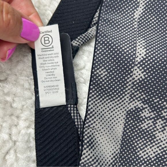 Athleta Advance Printed Sports Bra Black Nebula - Picture 6 of 7